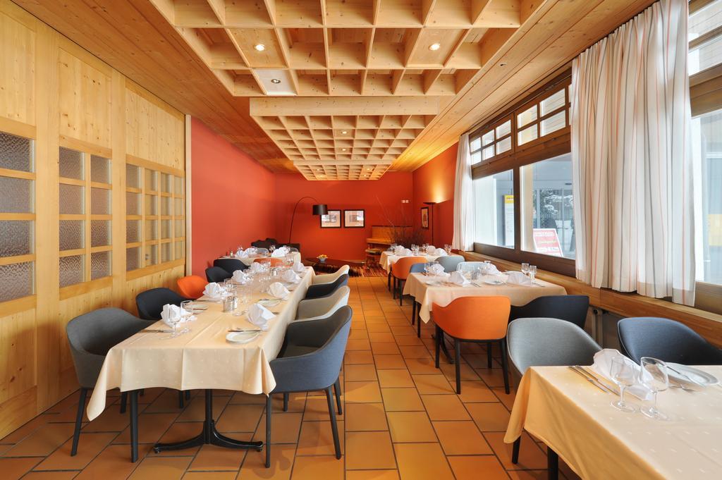 Hotel Krone Lenk Ngoại thất bức ảnh