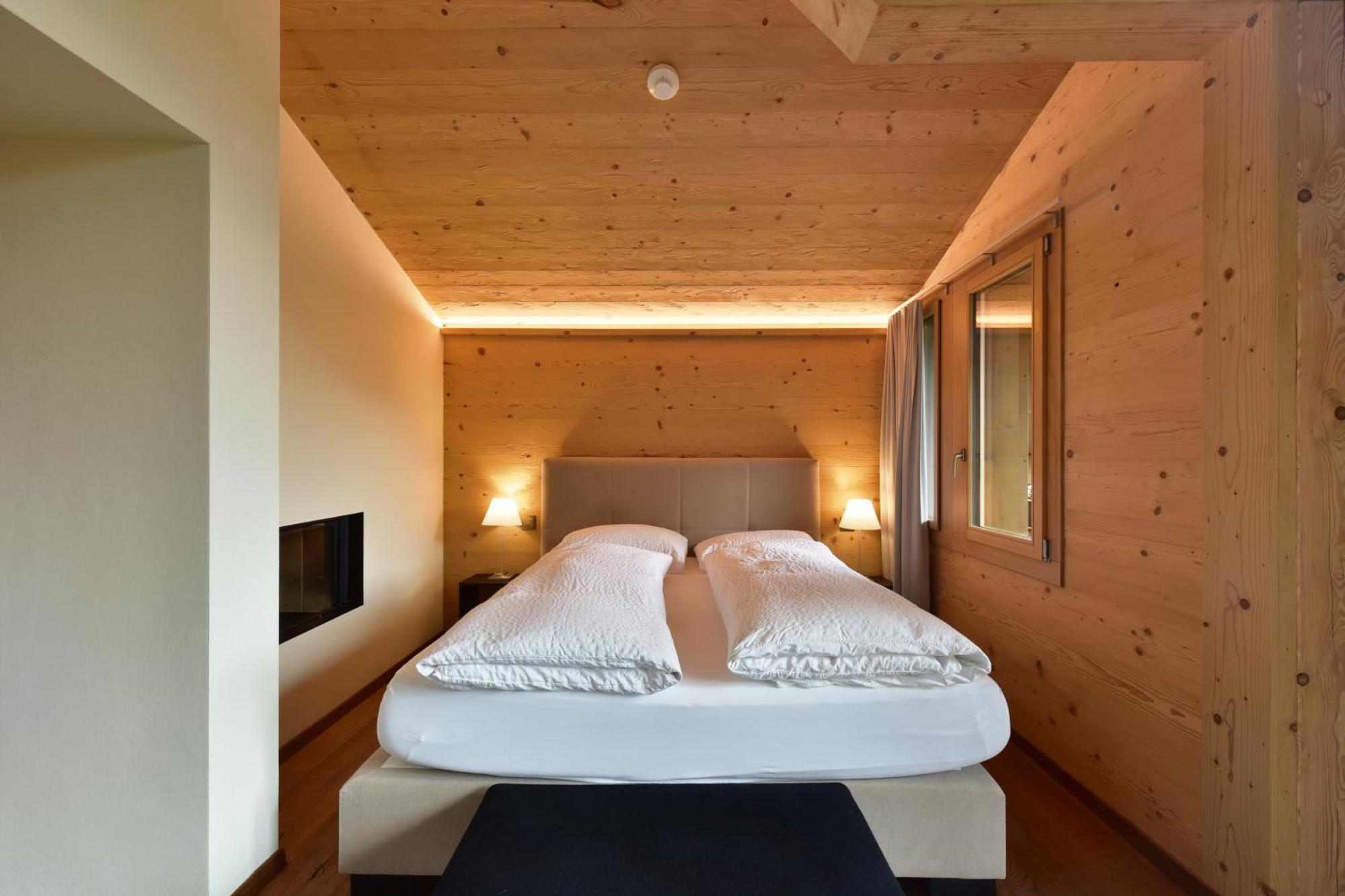 Hotel Krone Lenk Ngoại thất bức ảnh