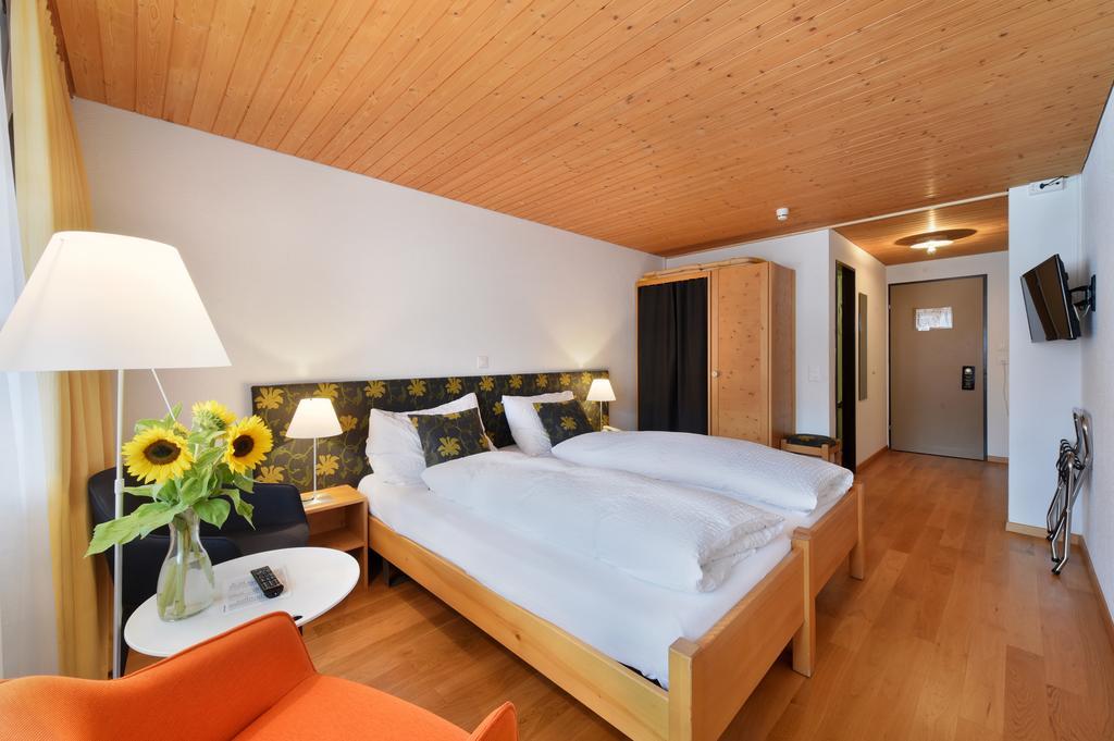Hotel Krone Lenk Ngoại thất bức ảnh