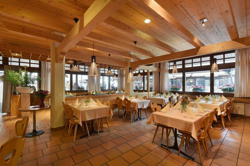 Hotel Krone Lenk Ngoại thất bức ảnh