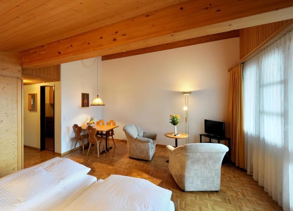 Hotel Krone Lenk Phòng bức ảnh